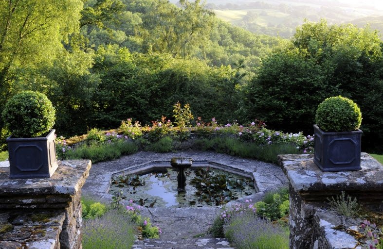 High Glanau, United Kingdom